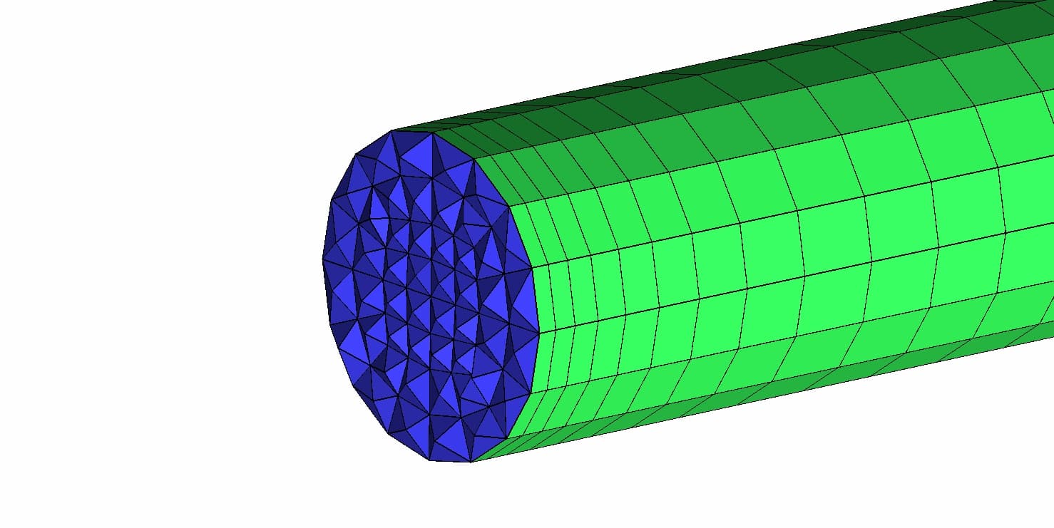 Pyramid element interface between a tetrahedral and a hexahedral mesh region